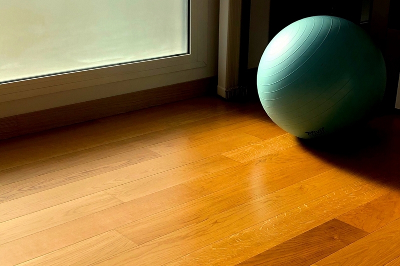 木地板起翹,多數都是潮濕惹的禍 家用除濕機